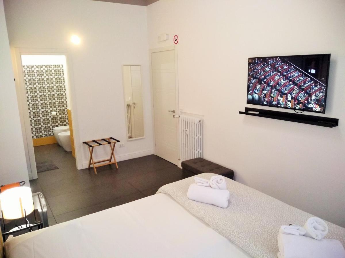 Casa Italiano - Bestbnb Garbatella ローマ エクステリア 写真